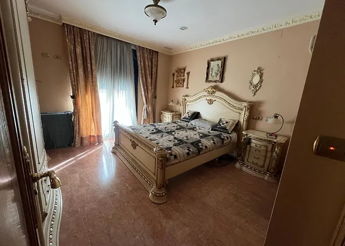Habitacion En El Centro De * Elche